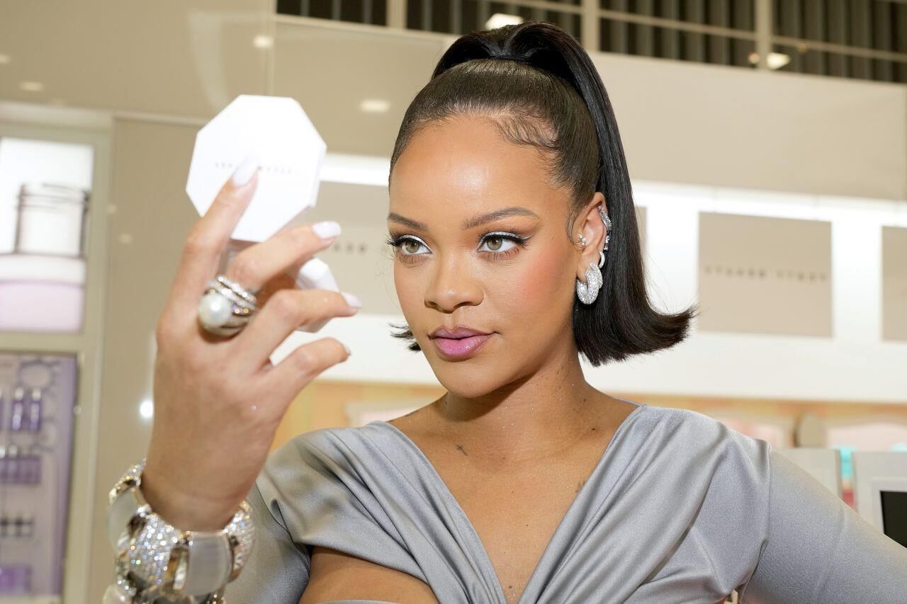 Rihanna – The launch of Fenty Beauty at Ulta Beauty