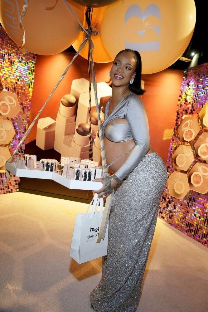 Rihanna – The launch of Fenty Beauty at Ulta Beauty