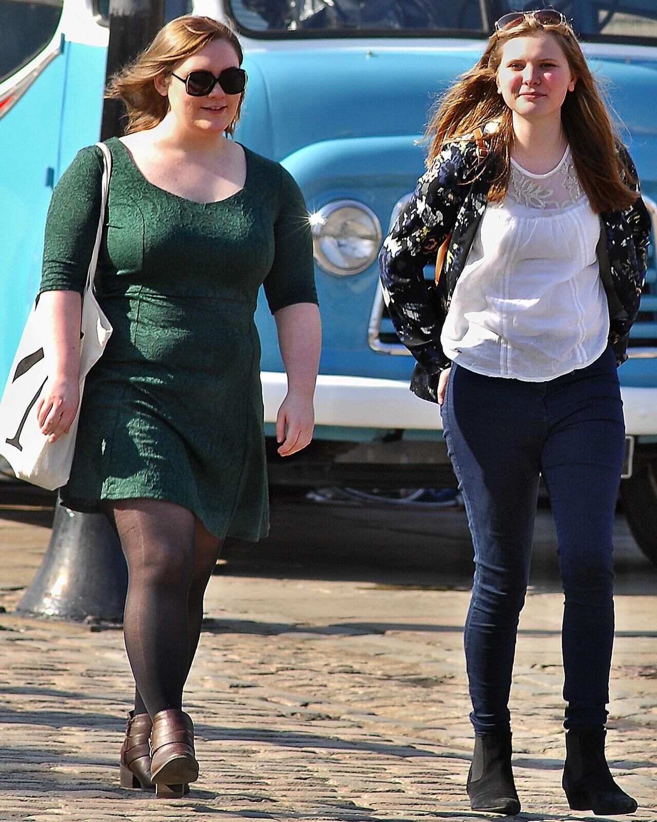 Sexy mollige Frauen (Sexy Dresses Candids BBW)