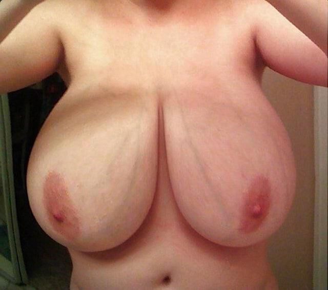 Huge tits 