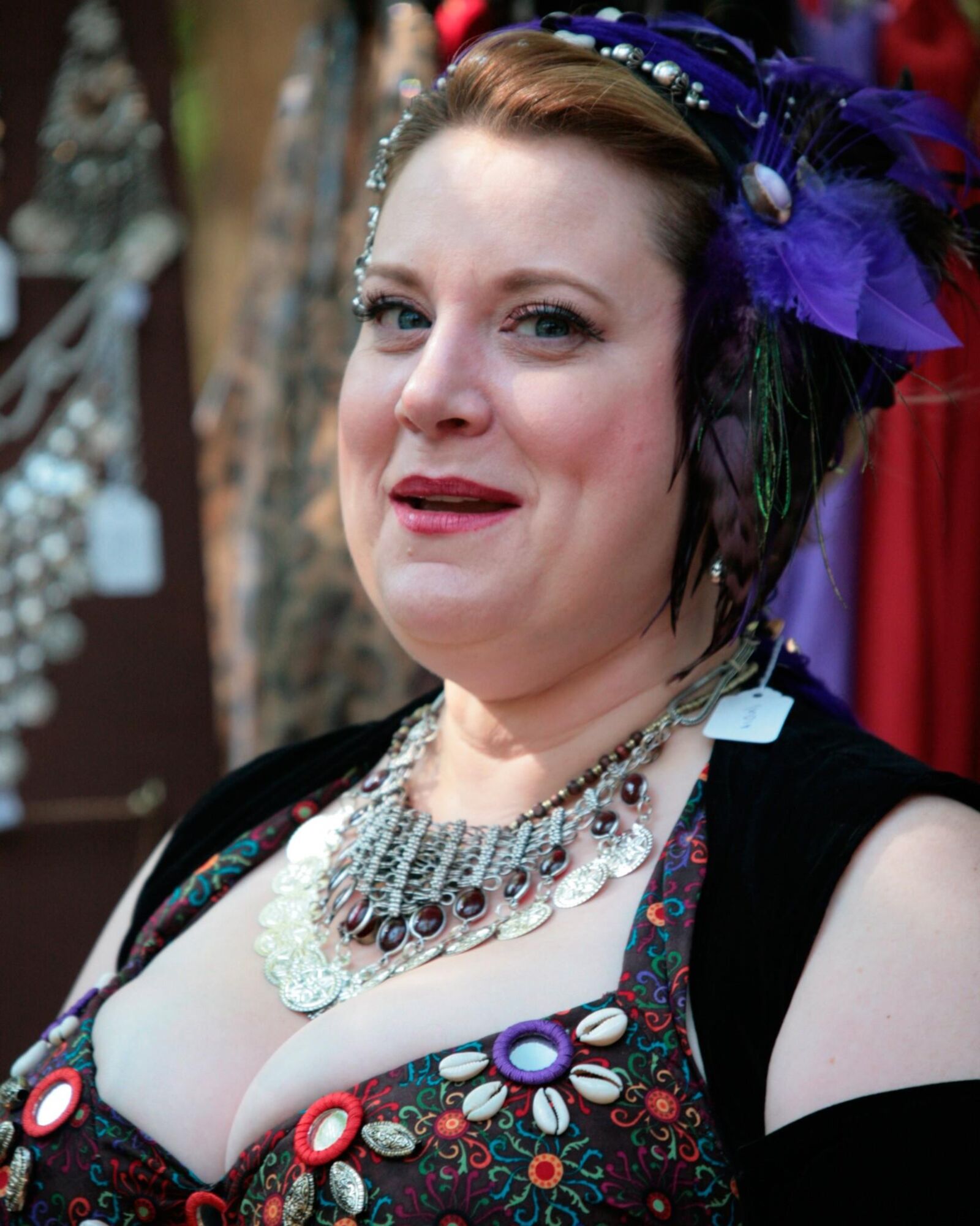 セクシーなぽっちゃり女性 (Ren Fair Beauties BBW)