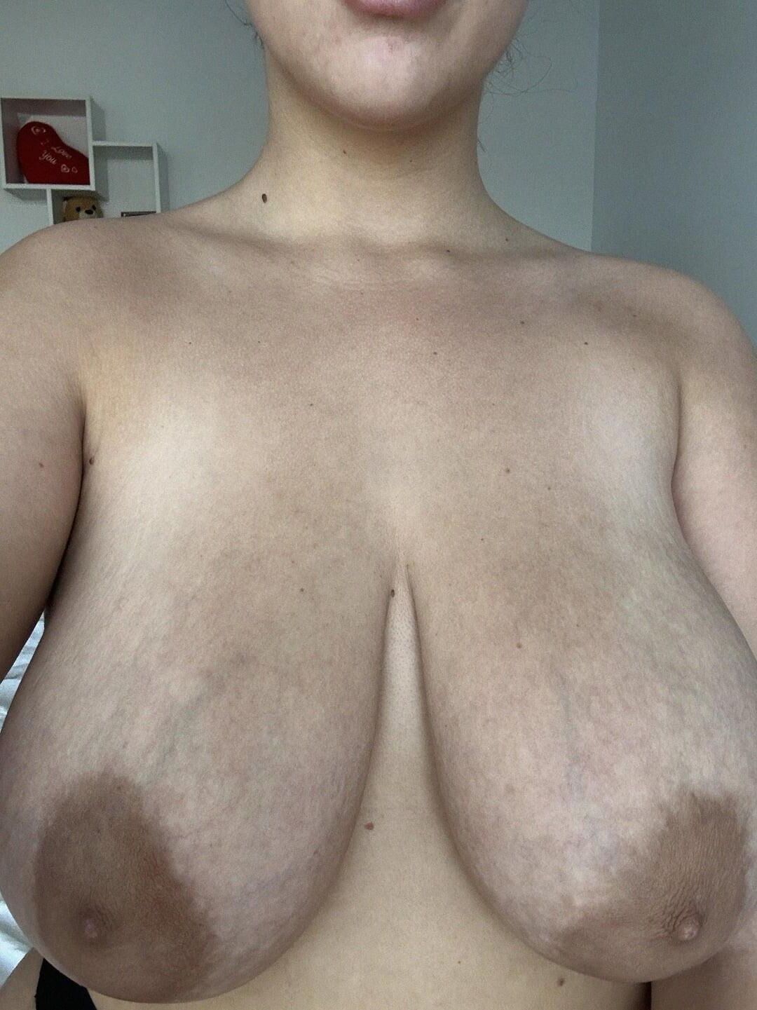 Gros seins aléatoires