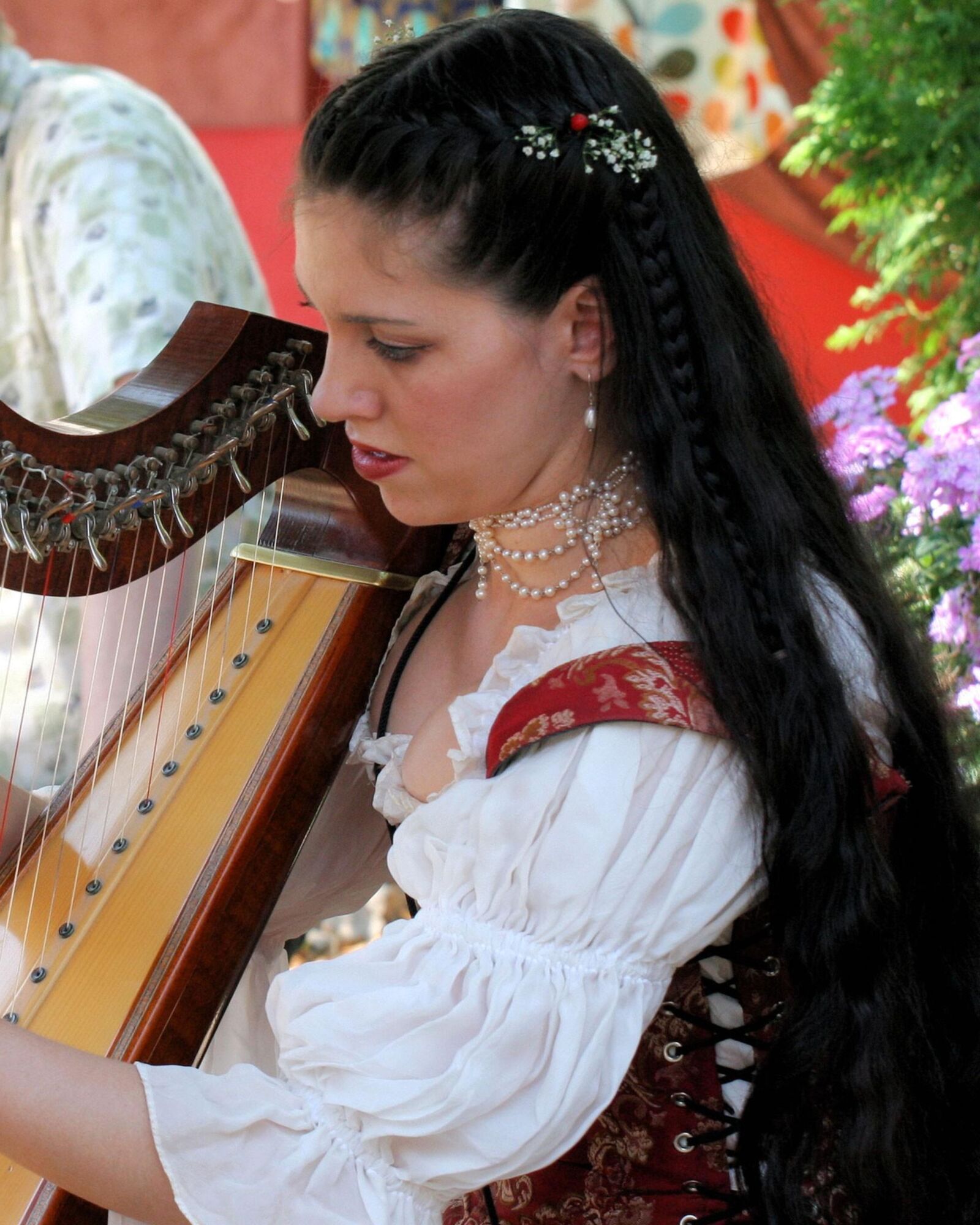 セクシーなぽっちゃり女性 (Ren Fair Beauties BBW)