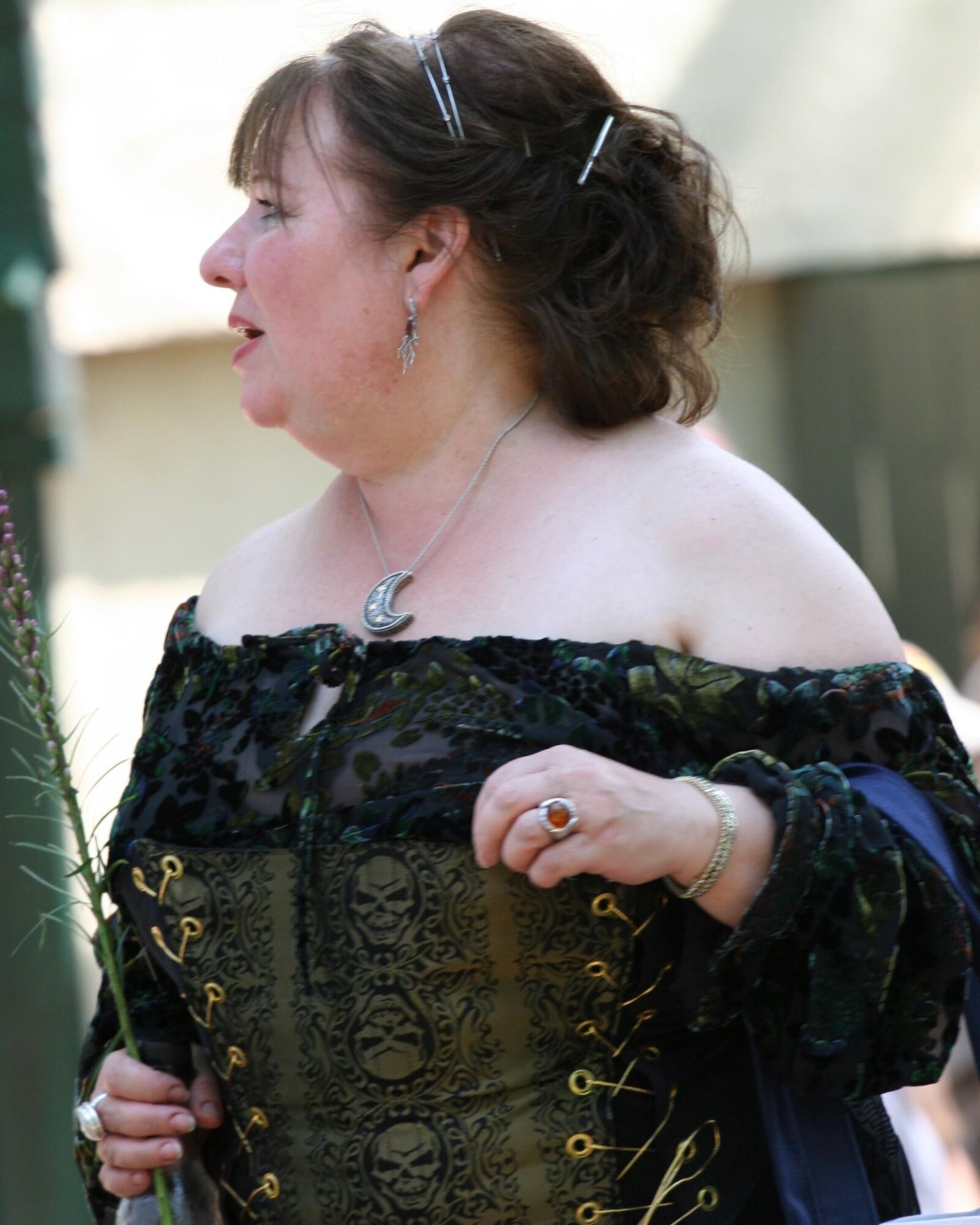 セクシーなぽっちゃり女性 (Ren Fair Beauties BBW)