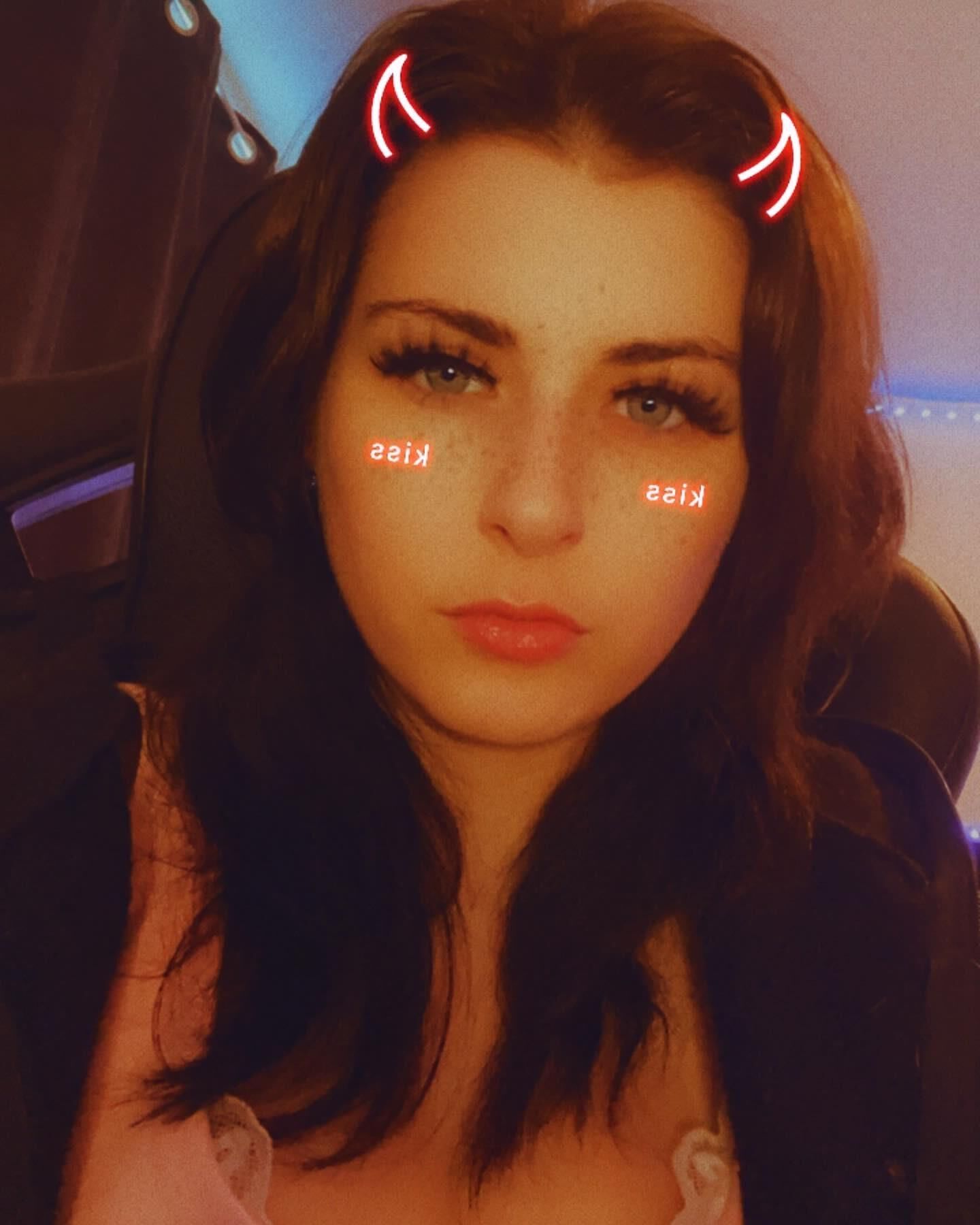 BBW gótico anime Melissa Dorothy Haynes (gamergirlhoe)