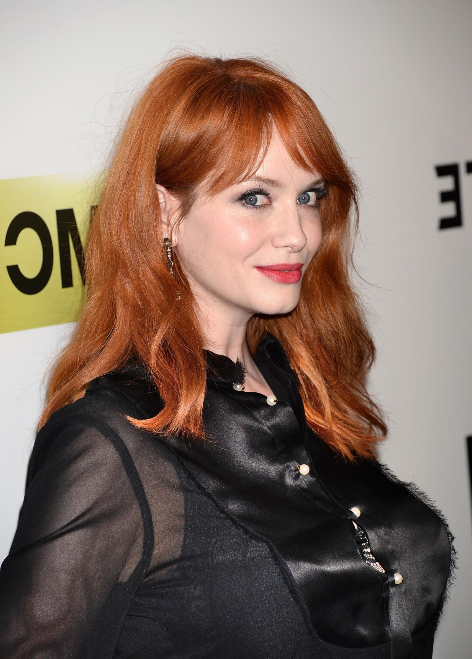 MILF pelirroja de grandes tetas Christina Hendricks, titcow de ubres grandes y gordas