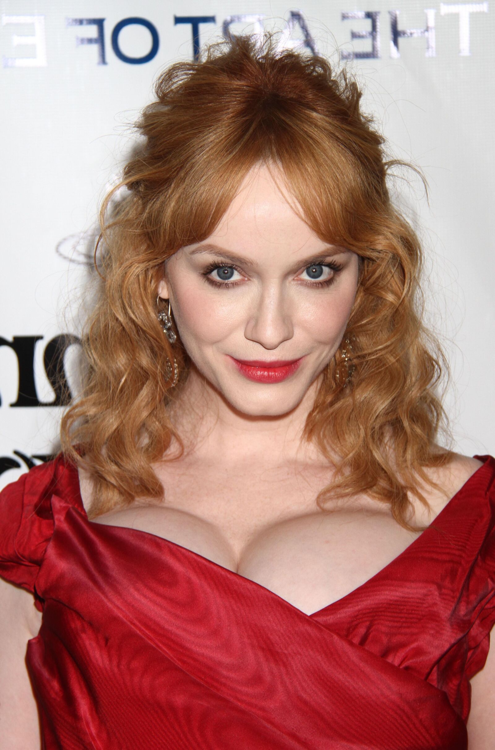 MILF pelirroja de grandes tetas Christina Hendricks, titcow de ubres grandes y gordas