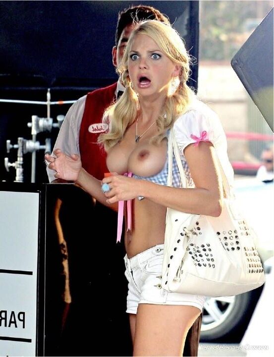 Anna Faris