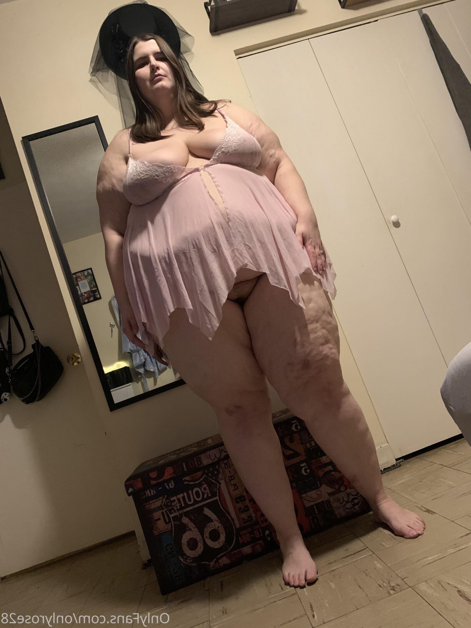 BBW ROSE JOVEN, GORDA, SEXY THANG