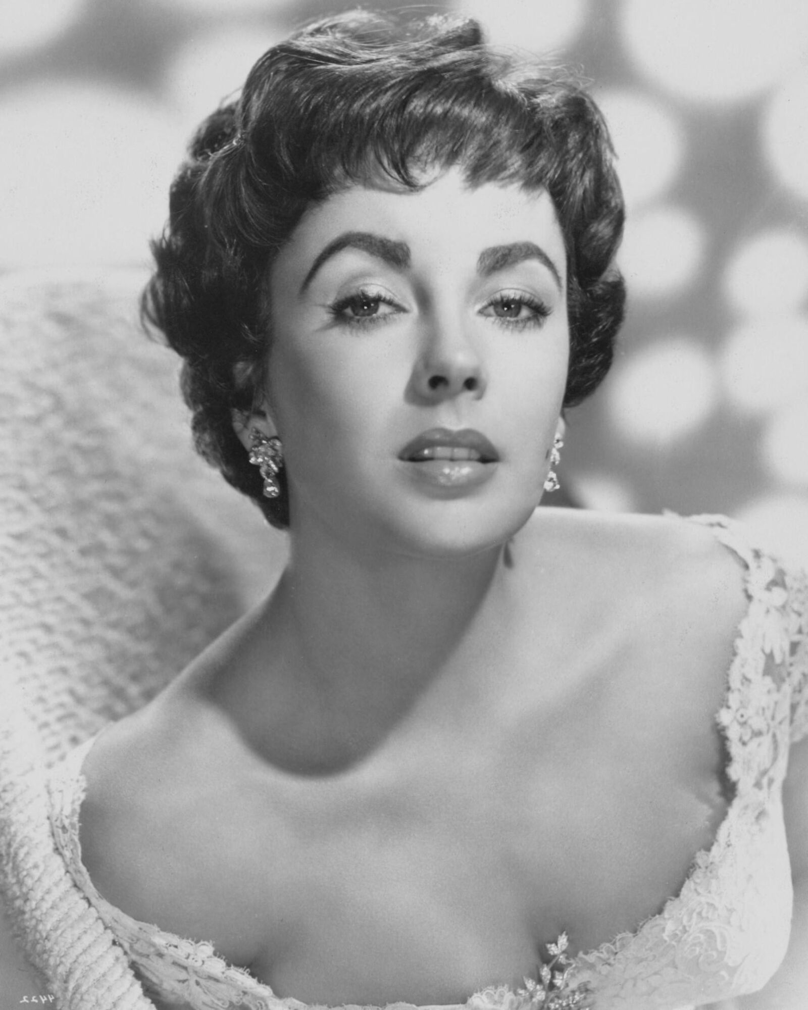 Seins Elizabeth Taylor