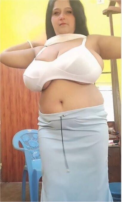 Indian huge boobs 