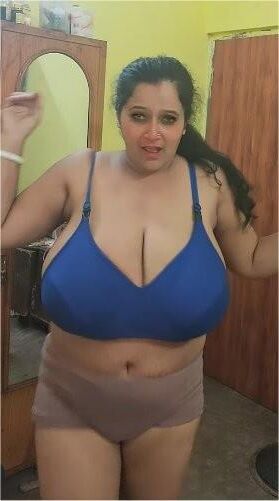 Indian huge boobs 