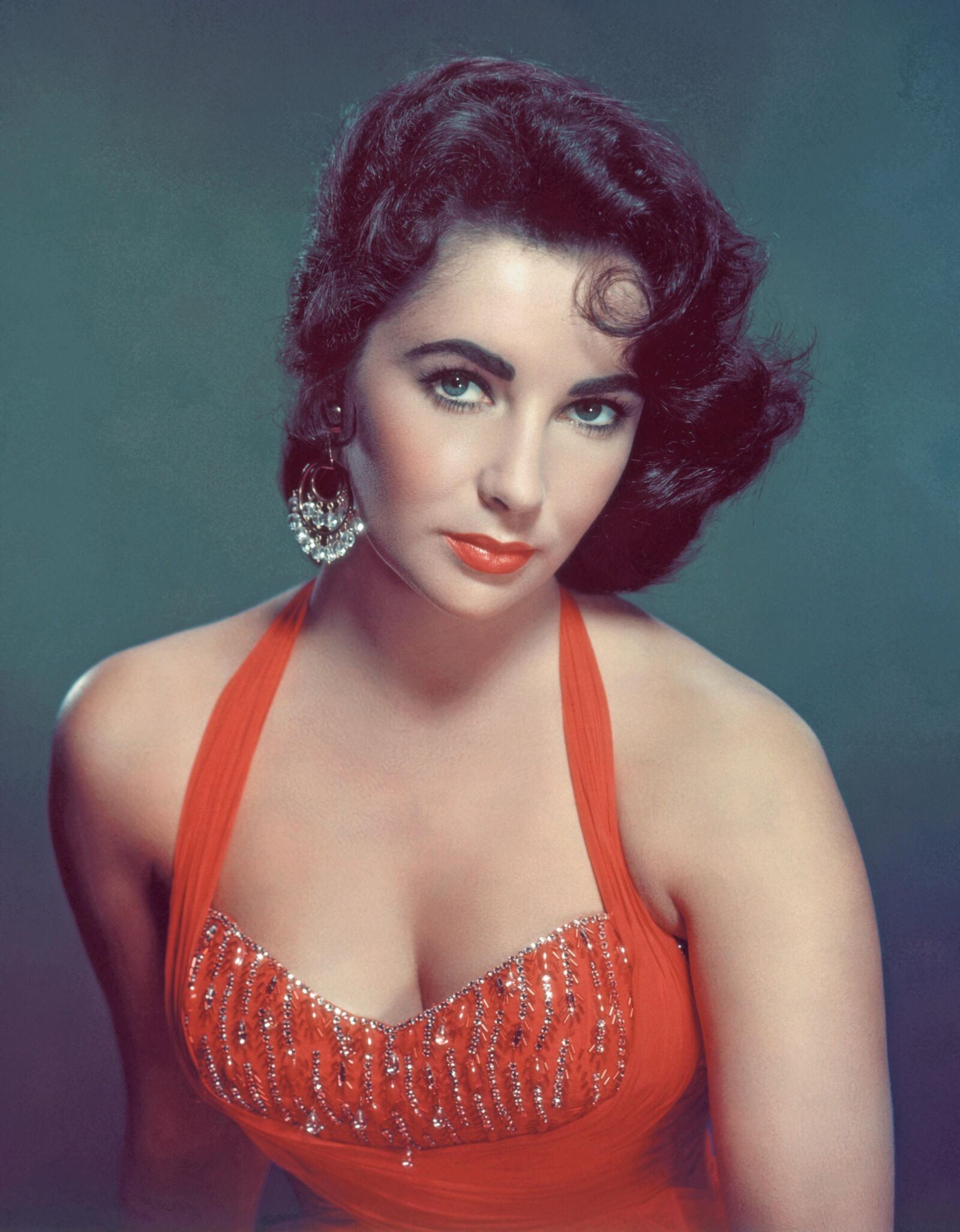 Seins Elizabeth Taylor