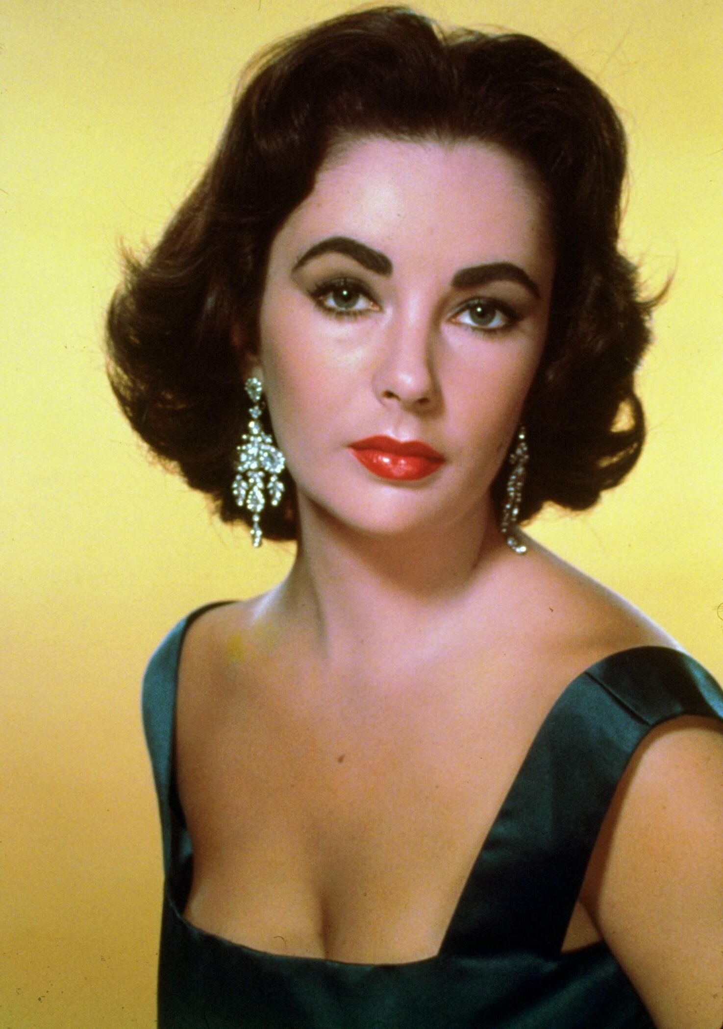 Seins Elizabeth Taylor