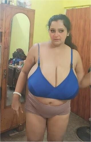 Indian huge boobs 