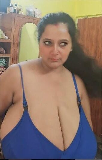 Indian huge boobs 