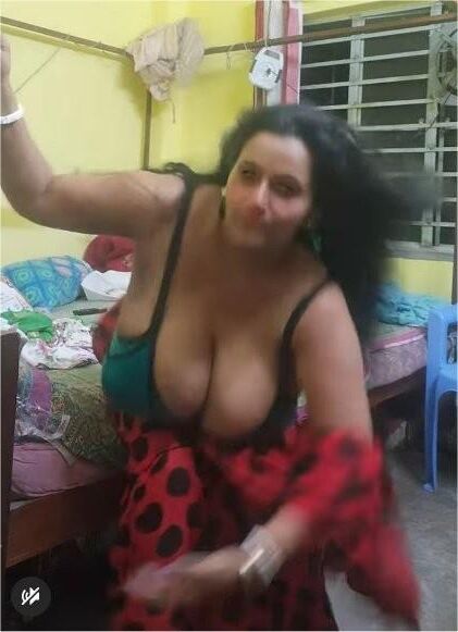 India enormes tetas