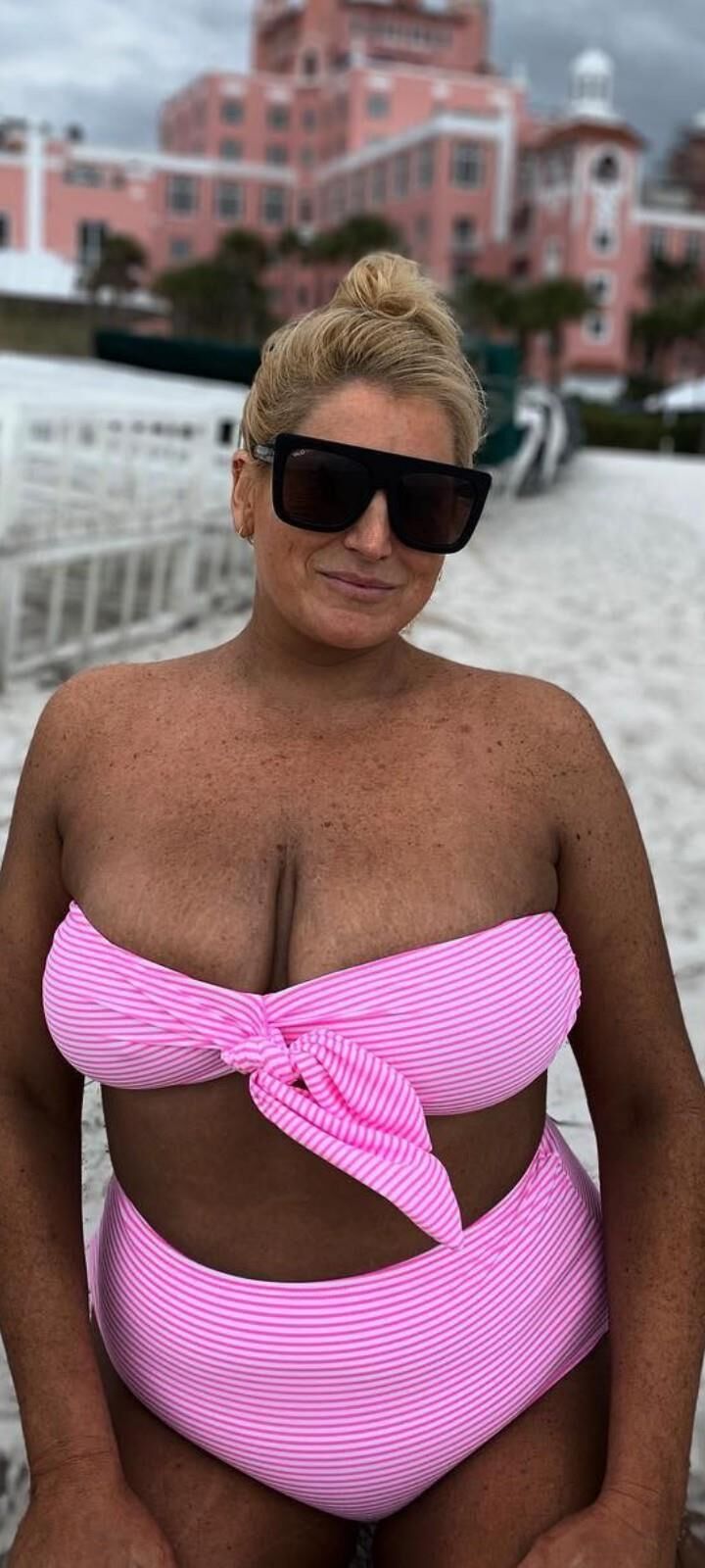 Milf Regan