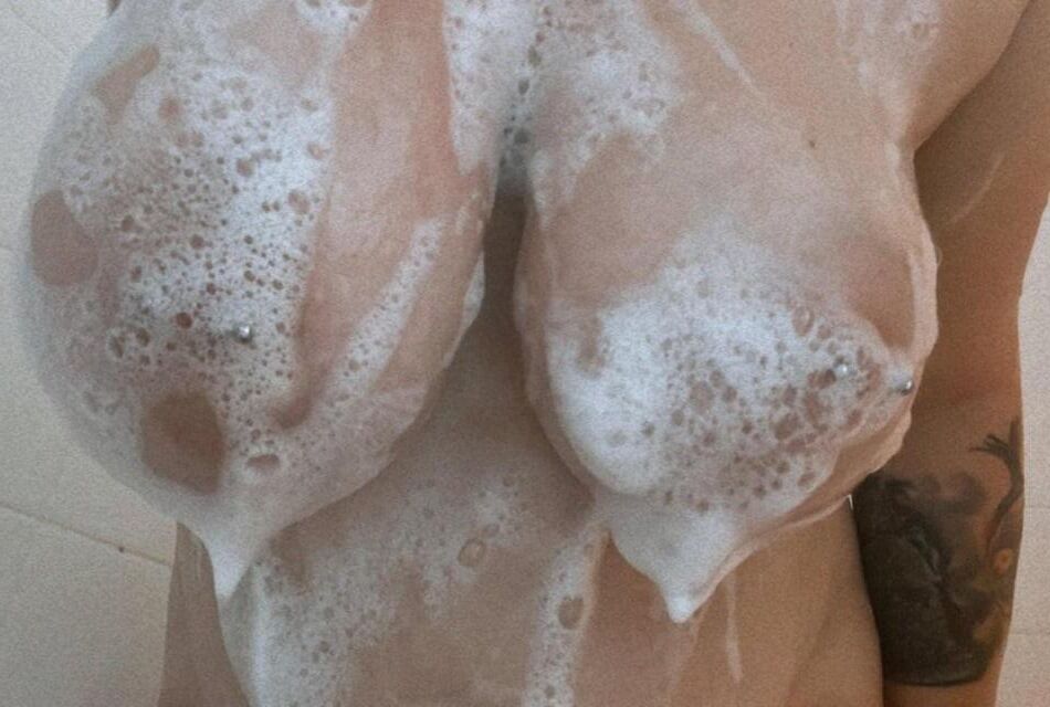 Ducha Tetas XXX