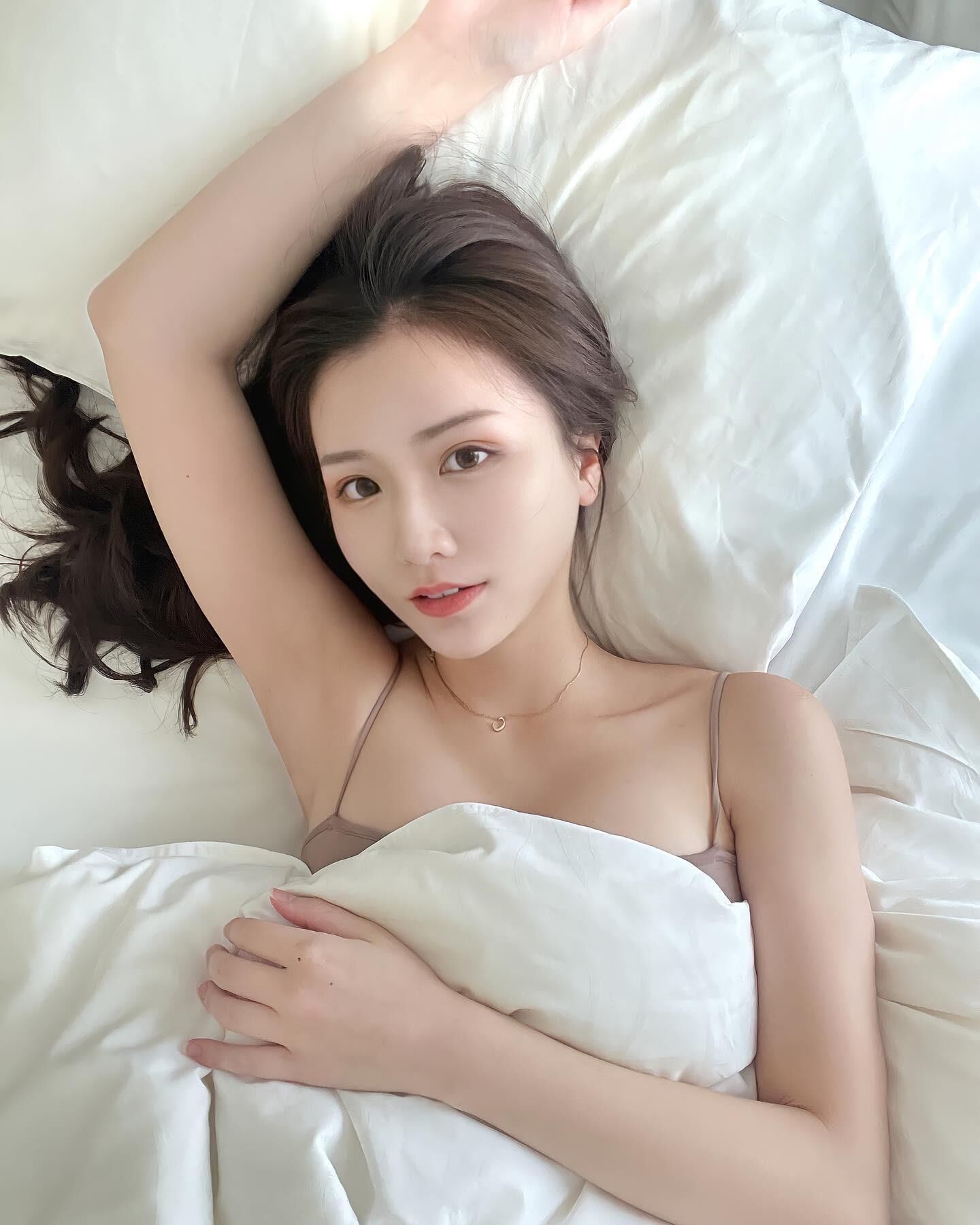 christinebaby__ tetona influencer taiwanesa