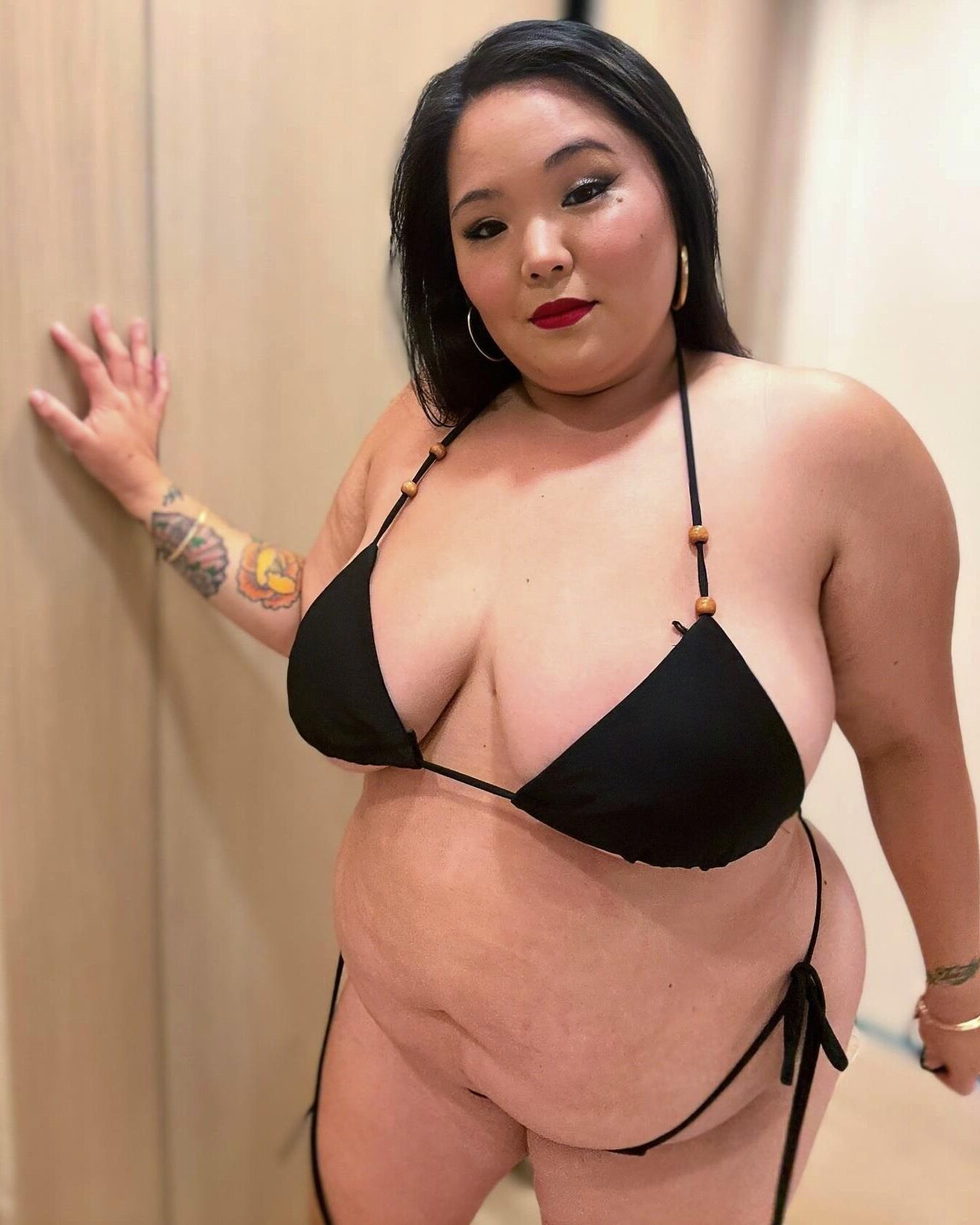 Asian BBW 