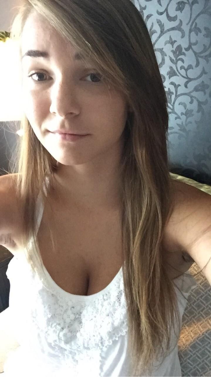 Cute Girl In Glasses Super Boobs