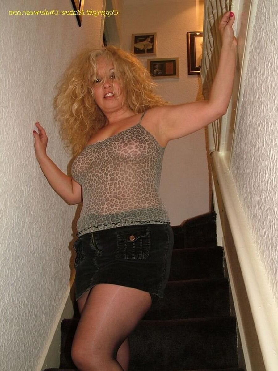 Fabulous plump MILF Caresse