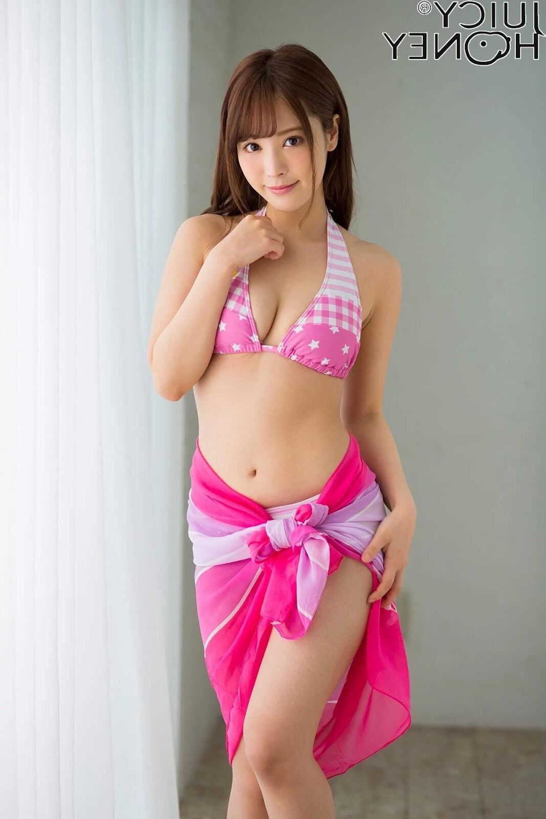 Kana Momonagi Xcity Juicy Honey PLUS