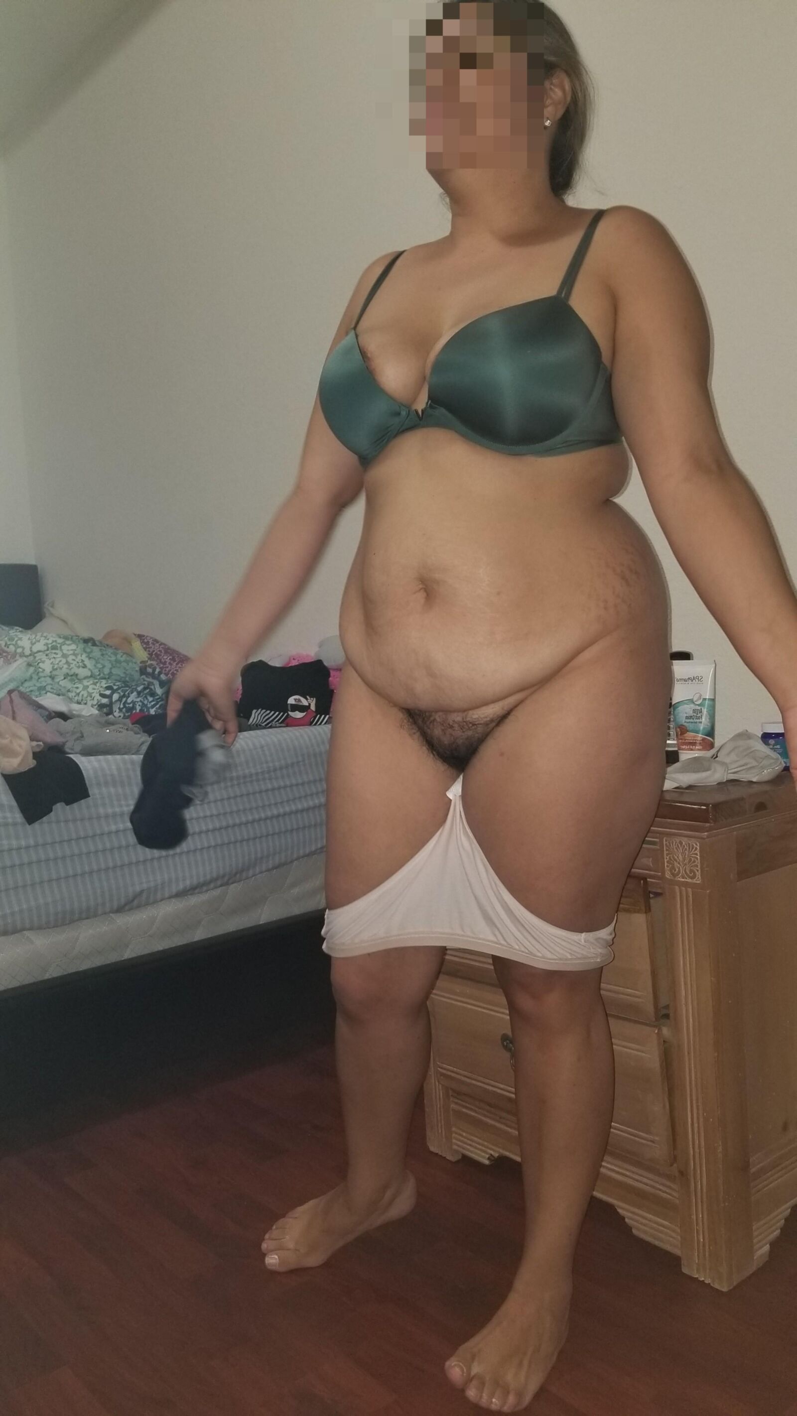 Caught Her in Panty ans Bra Bushy Dark Pussy