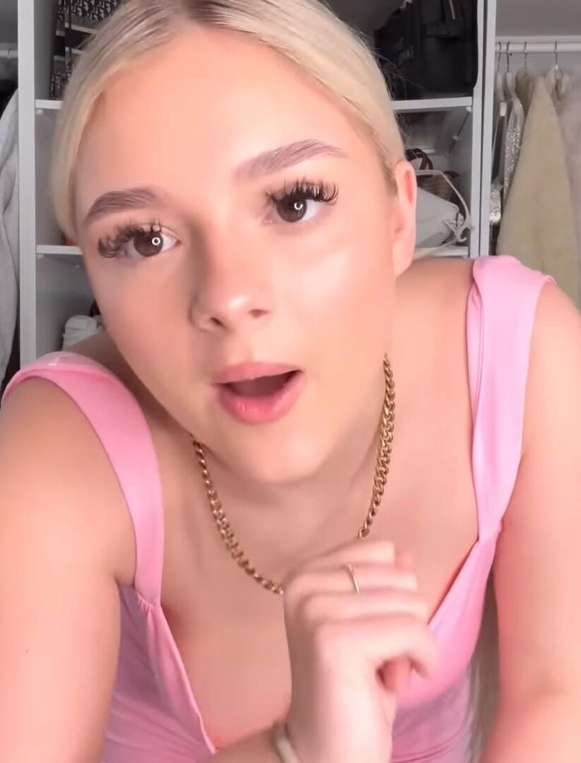 Sexy tetas grandes Brooke YouTuber