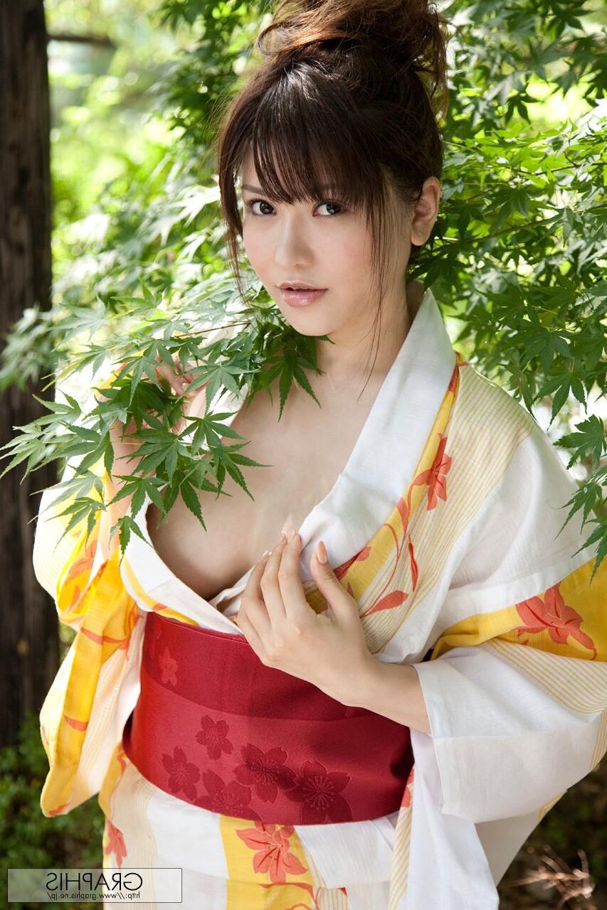 Anri okita graphis filles un voyage