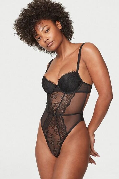 Modèles de lingerie GS