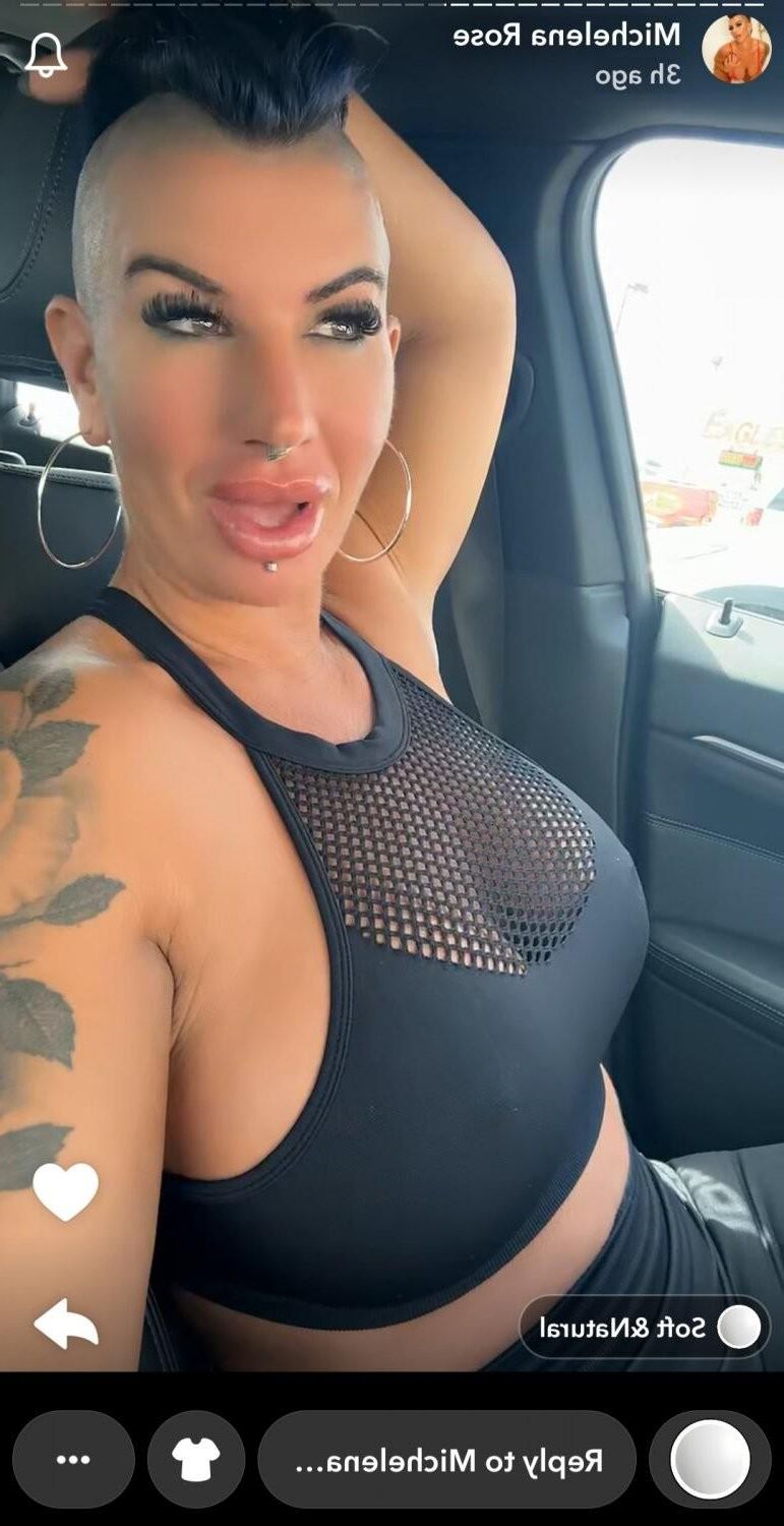 Michelena Rose Mohawk MILF