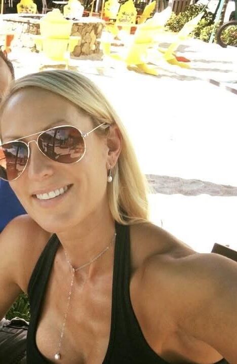 Hot MILF Julie