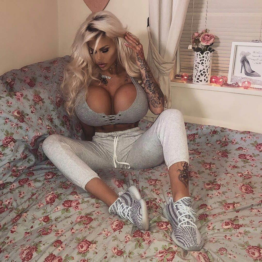 Big Tit Bimbos