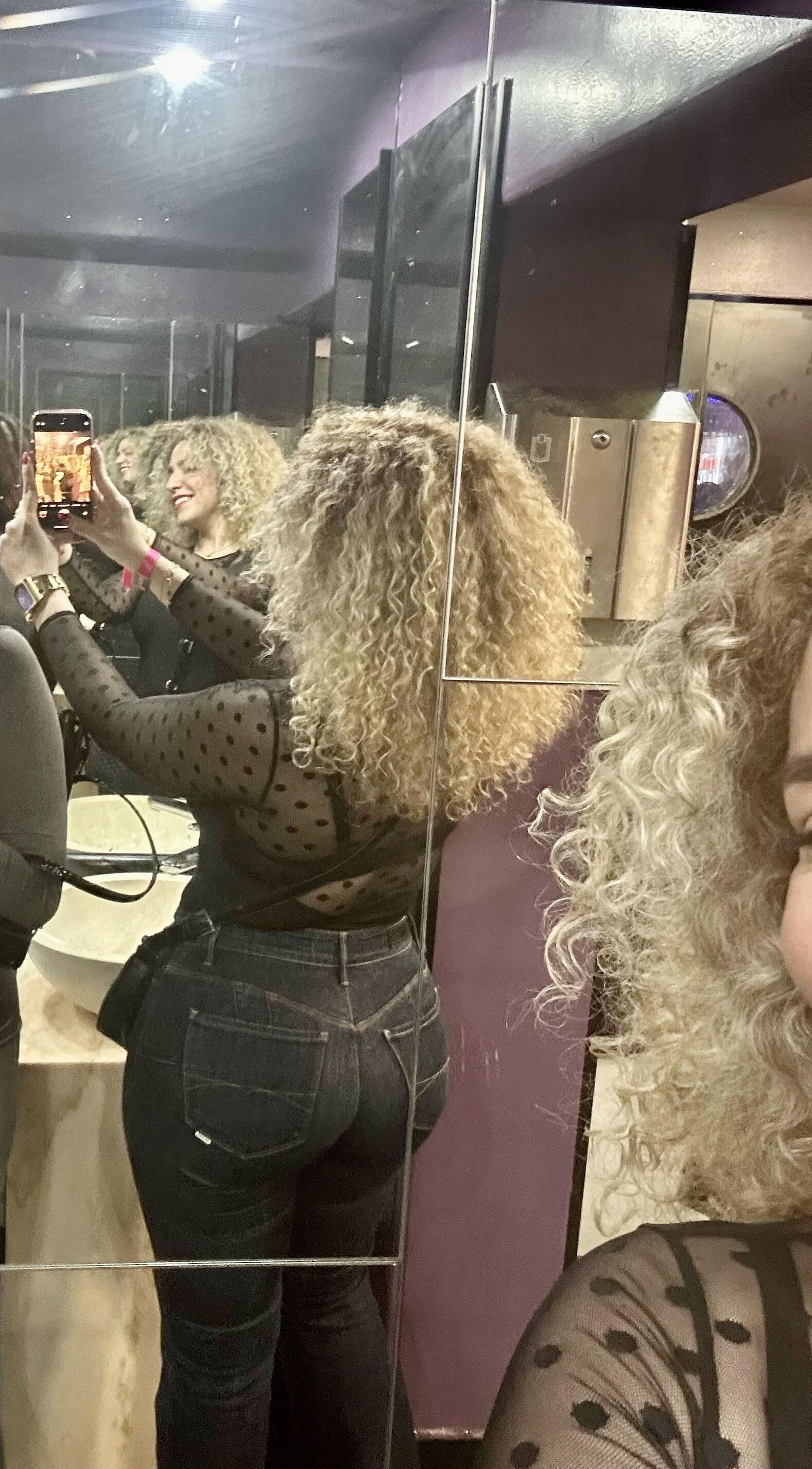 Cat Big Ass Big Tits Gorgeous Curly Hair Latino Girl Mixed Shots