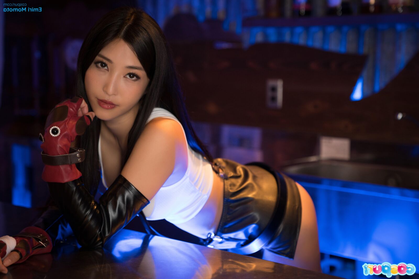 Emiri Momota Cosplay Tifa (Final Fantasy VII)