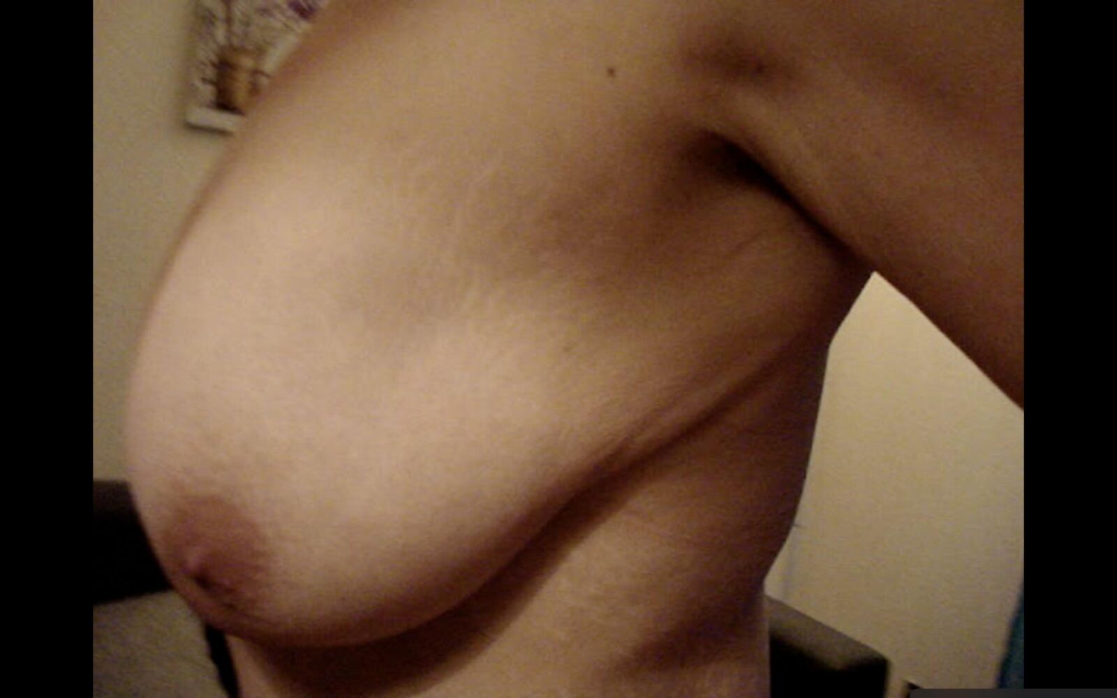 Saggy mature tits