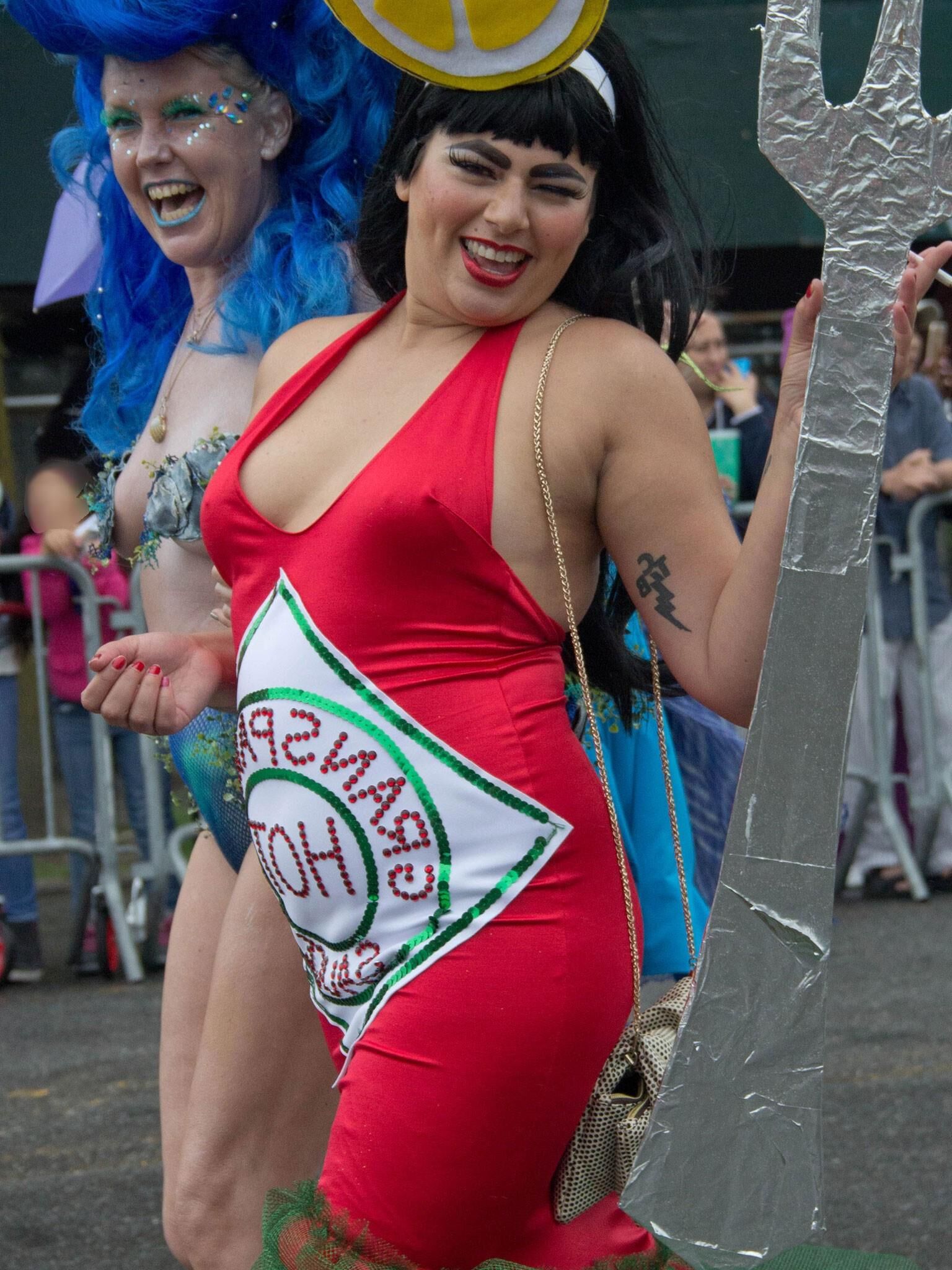 Mujeres gorditas sexys (chica sexy en el desfile BBW)