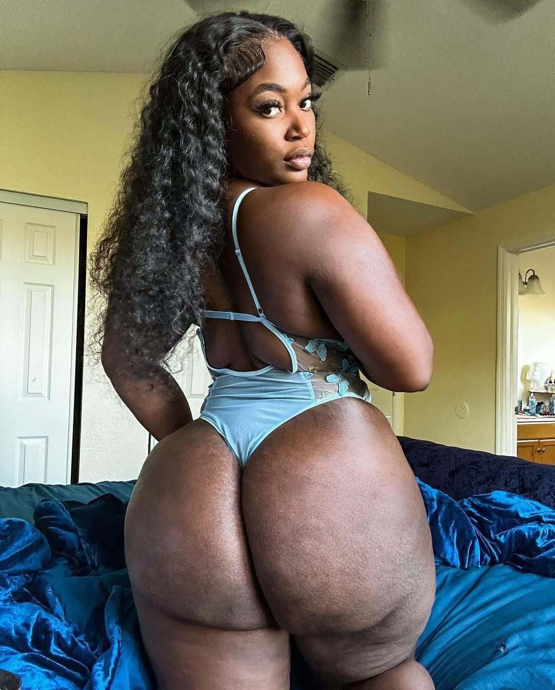 Big Booty Tits Black Girl para Gangbang