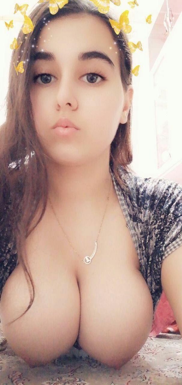 El primero fueron las tetas