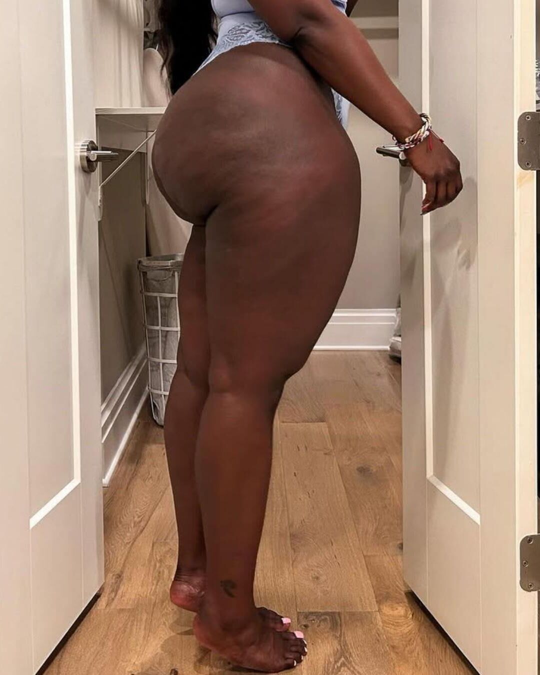 Big Booty Tits Black Girl para Gangbang