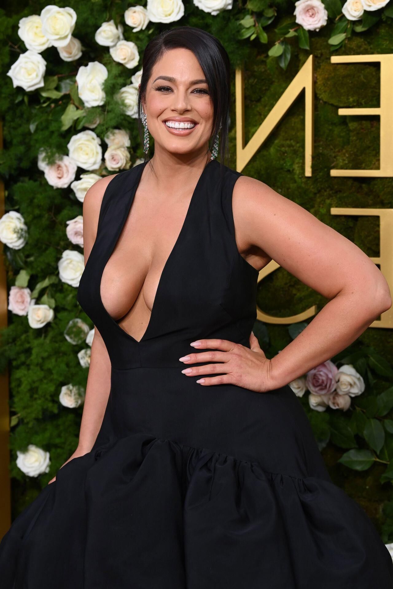 Ashley Graham en Globos de Oro