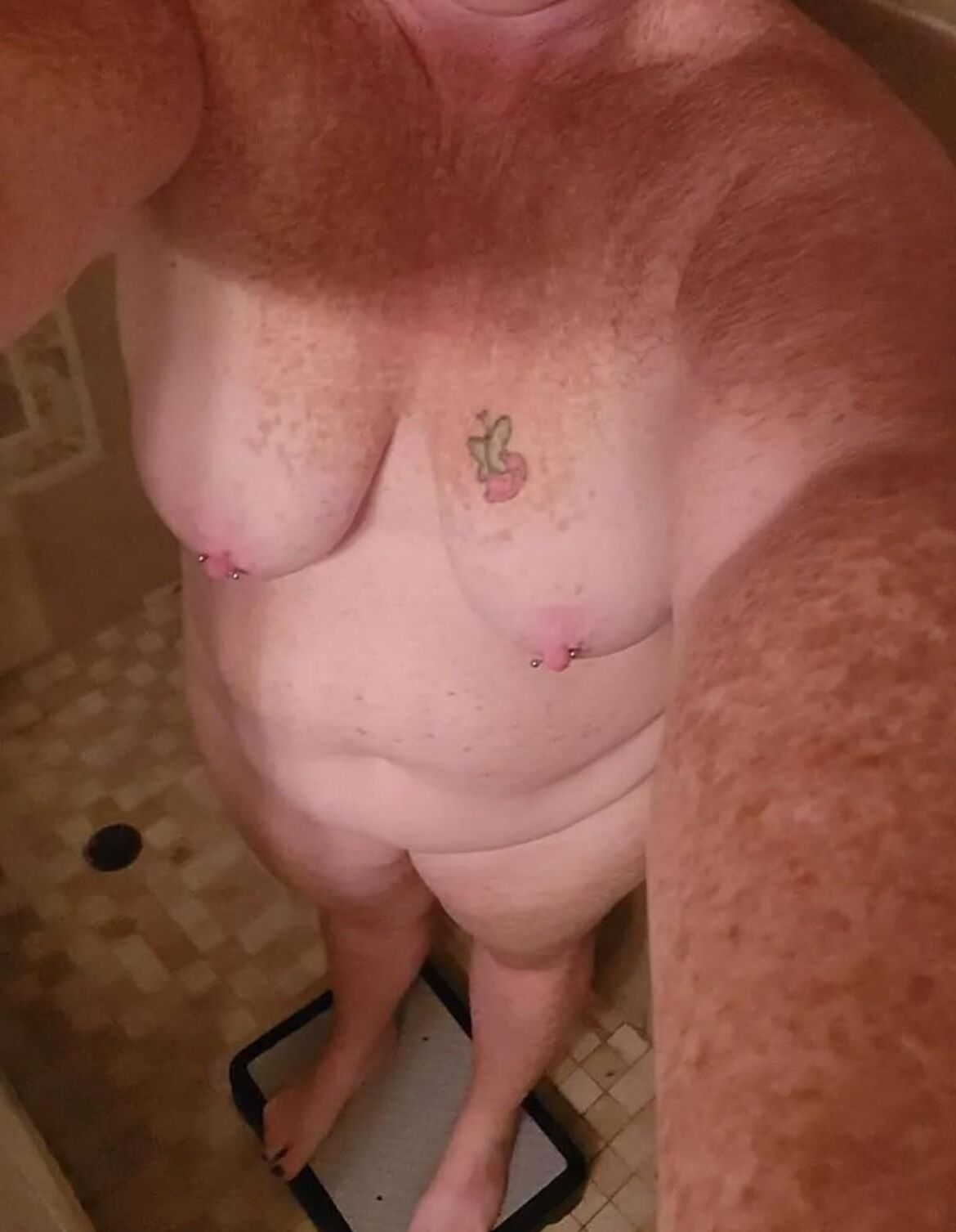 Große große BBW Amateure Milfs Oma Titten