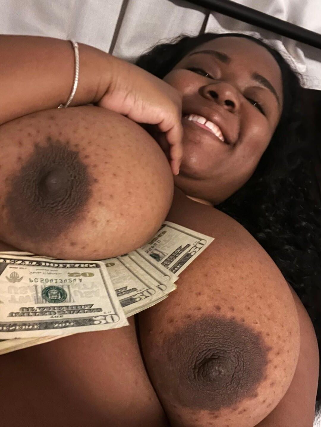 Tetas negras