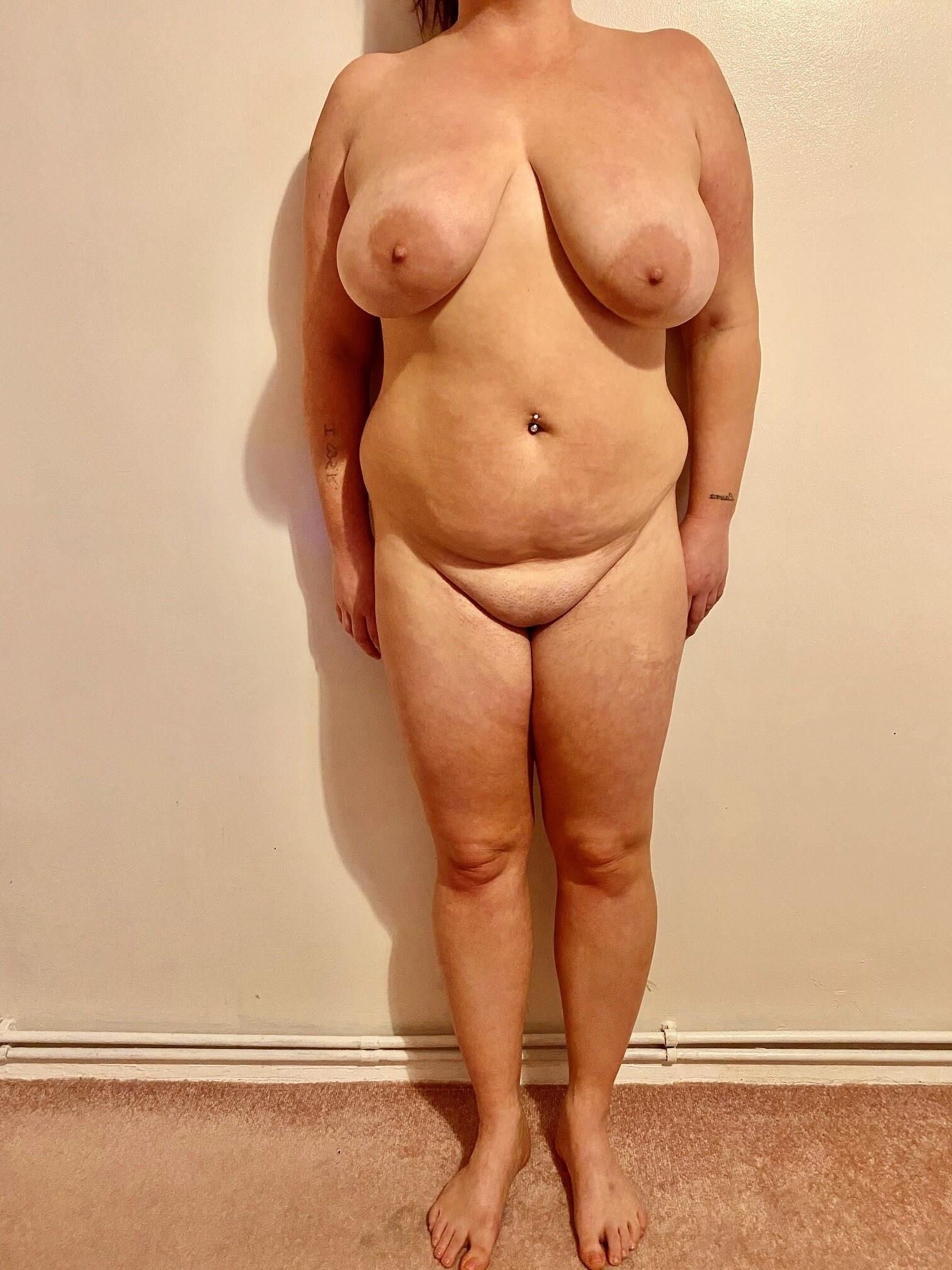 FullfiguredLady