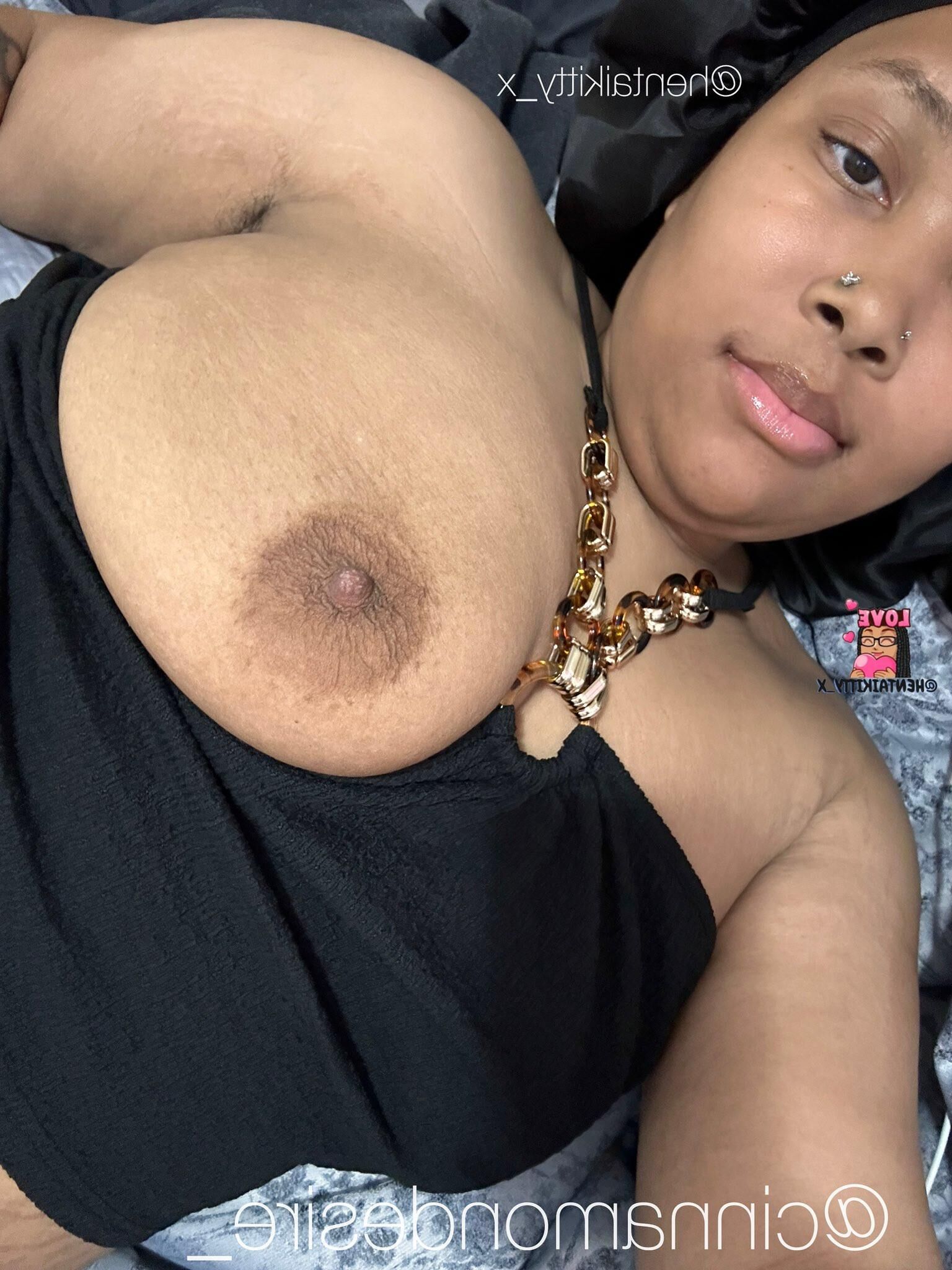 Tetas negras