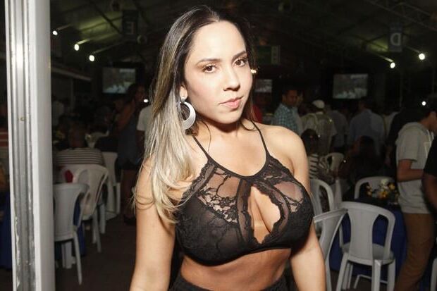 Mulher Melao / Renata Frisson