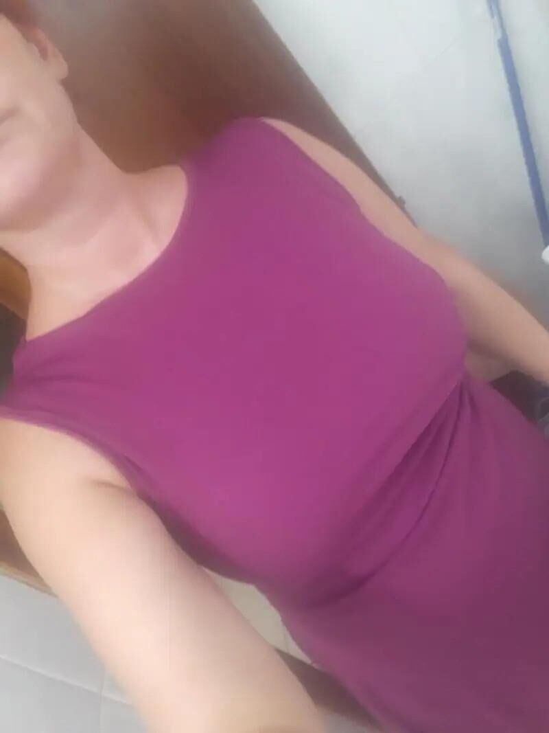 Sexy gros seins milf autrichien