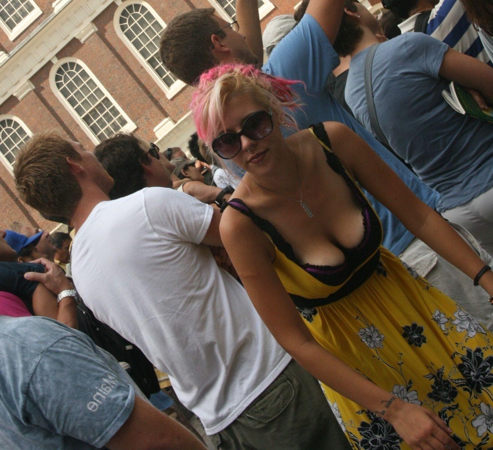down blouse 